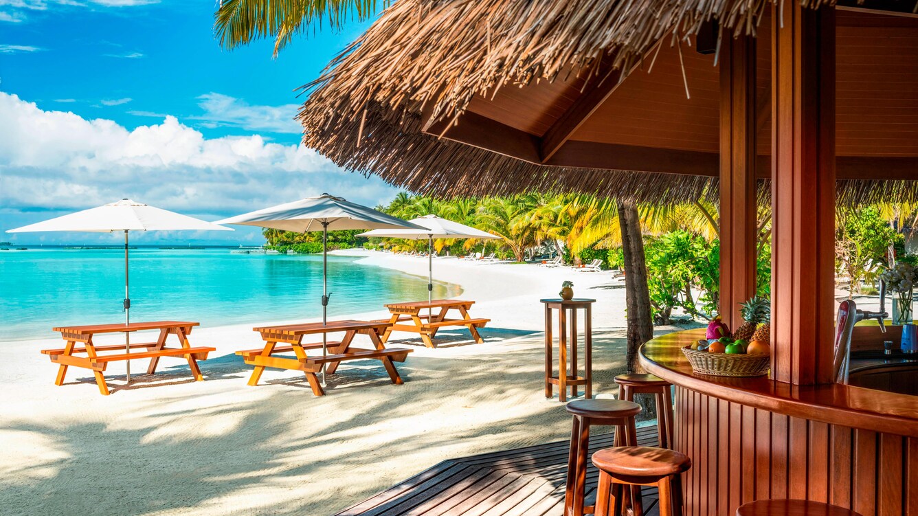 Kakuni Hut at Sheraton Maldives Full Moon Resort & Spa thumbnail 3